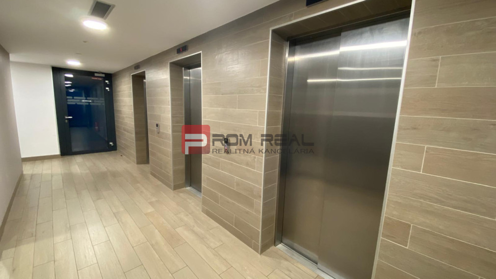 Prenájom garsónky – Bosákova, Fuxova, Bratislava – Petržalka