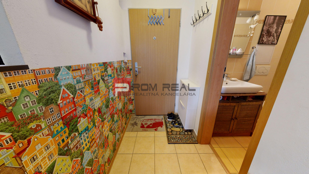 REZERVOVANÉ Predaj dvojizbového bytu so záhradkou-Svätý Jur