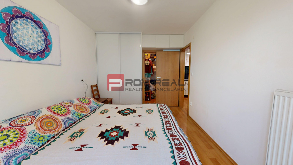 REZERVOVANÉ Predaj dvojizbového bytu so záhradkou-Svätý Jur