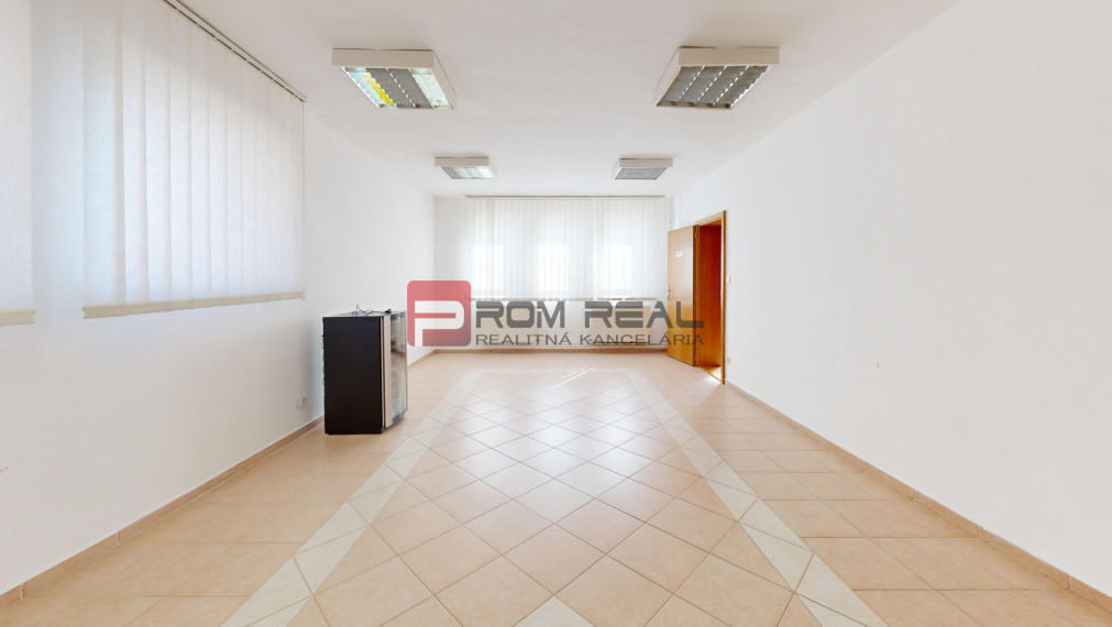 Na prenájom výrobný / administratívny objekt Pezinok