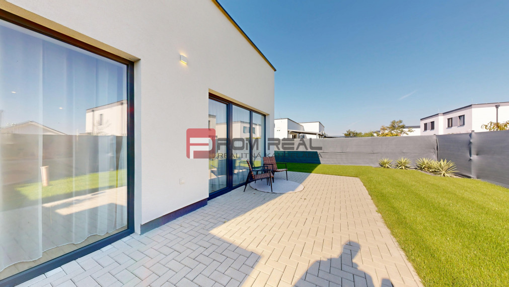 REZERVOVANÉ Na predaj krásna štýlová novostavba Chorvátsky Grob