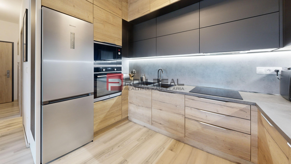 REZERVOVANÉ Na PREDAJ 2-izbový byt s balkónom  v tehlovej novostavbe – Pezinok, Mahulanka