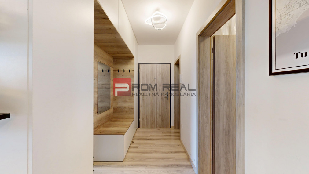 REZERVOVANÉ Na PREDAJ 2-izbový byt s balkónom  v tehlovej novostavbe – Pezinok, Mahulanka