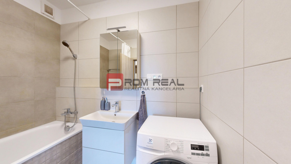 REZERVOVANÉ Na PREDAJ 2-izbový byt s balkónom  v tehlovej novostavbe – Pezinok, Mahulanka