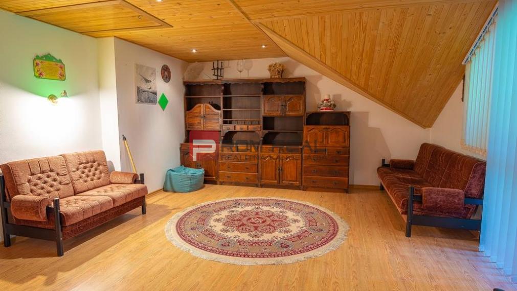 7-izbové sídlo v lyžiarskom raji⛷️v srdci Slovenska ❤️