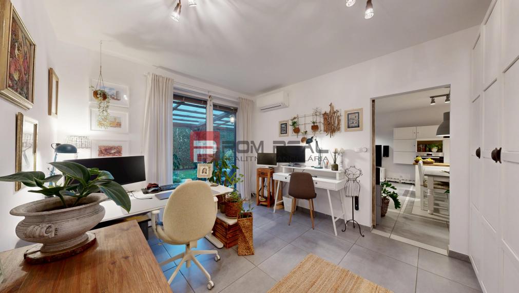 Exkluzívne na predaj krásny 3-izb.byt s dizajnovou záhradou a 2 parkovacími miestami vo Hviezdoslavove