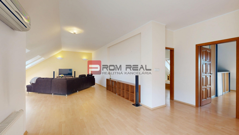 NA PRENÁJOM veľkometrážny 3-izbový byt s výmerou vyše 175m2 + terasa