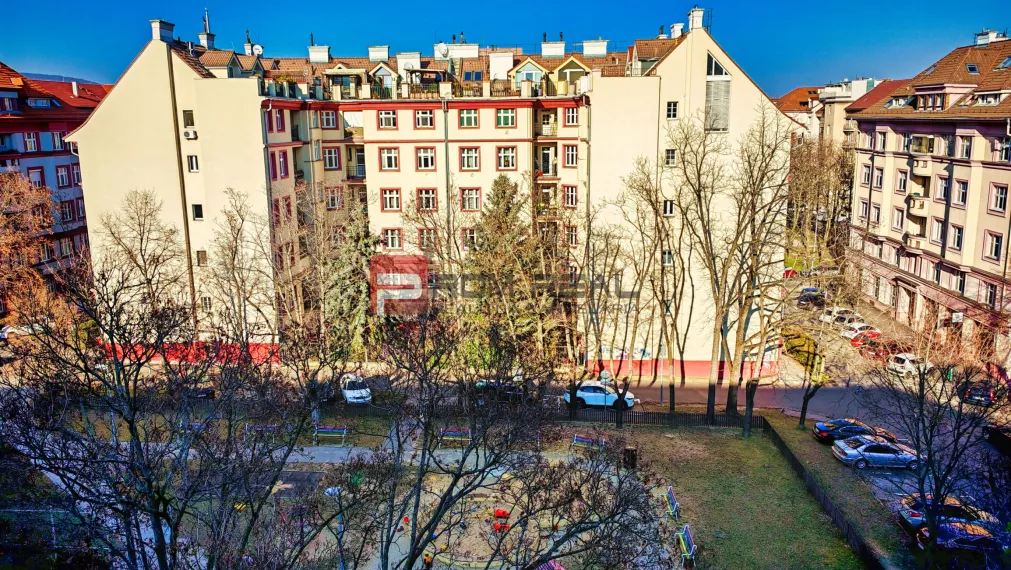 NA PRENÁJOM veľkometrážny 3-izbový byt s výmerou vyše 175m2 + terasa