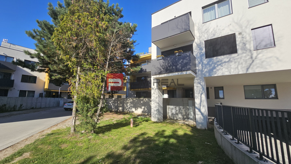 PRENAJATÉ Na prenájom 3 izbový byt s garážovým parkovaním Rovinka