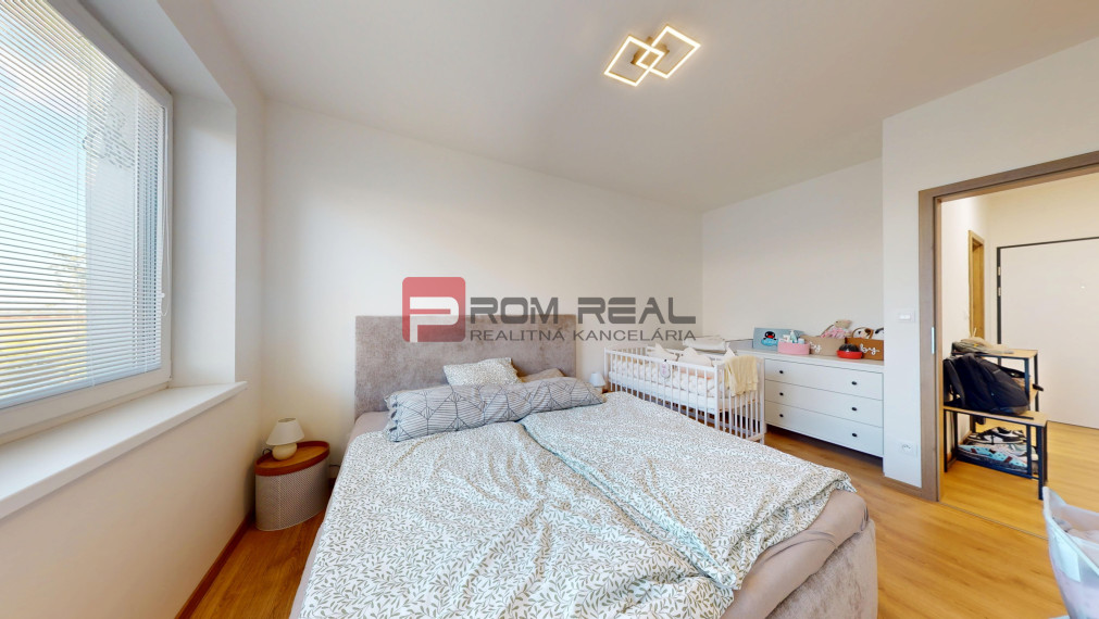 PRENAJATÉ Na prenájom 3 izbový byt s garážovým parkovaním Rovinka