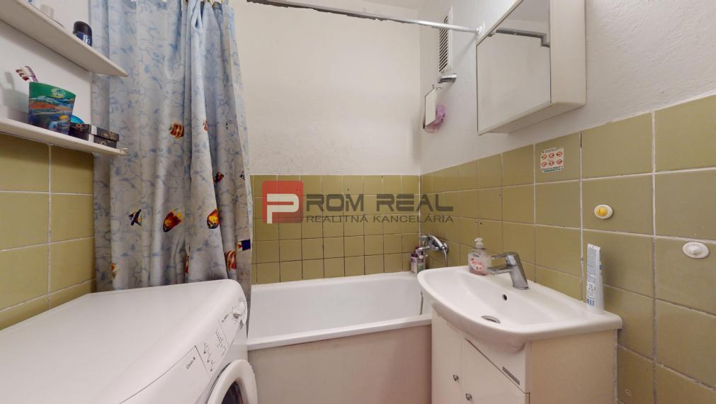 Na predaj 2 izbový byt Rajčianska - výhodná investícia