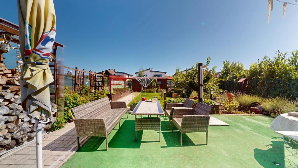 PREDAJ 4 izbový bungalov Slovenský grob