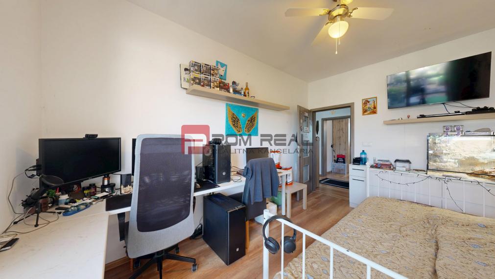 PREDAJ 4 izbový bungalov Slovenský grob