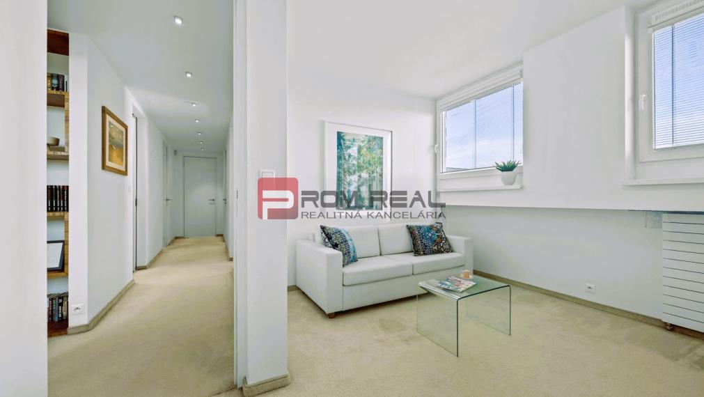 Veľkometrážny 5-izbový PENTHOUSE s PANORAMA výhľadom BA 🌇