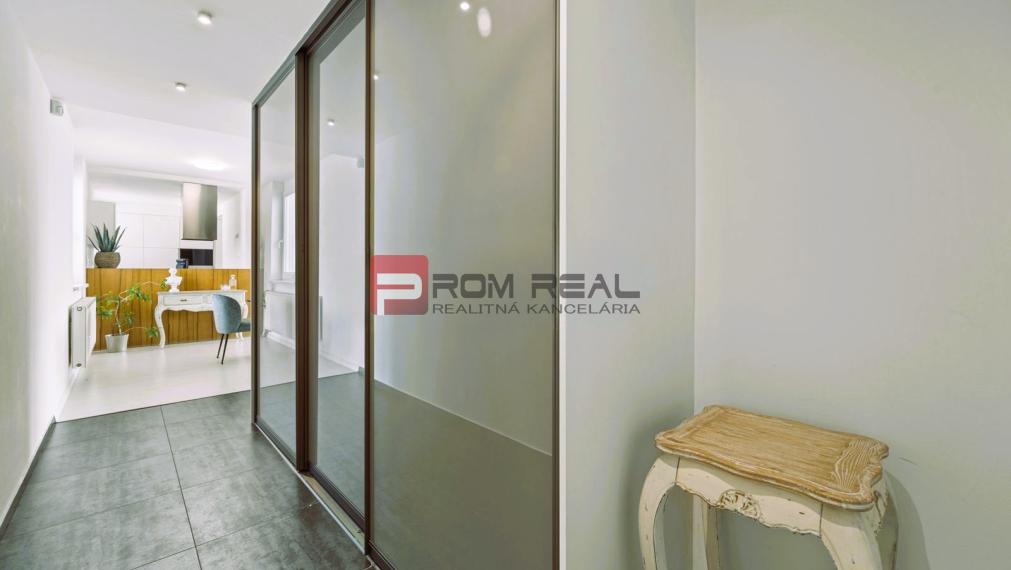 Veľkometrážny 5-izbový PENTHOUSE s PANORAMA výhľadom BA 🌇