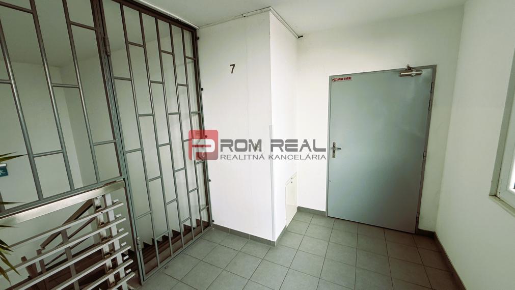 Veľkometrážny 5-izbový PENTHOUSE s PANORAMA výhľadom BA 🌇