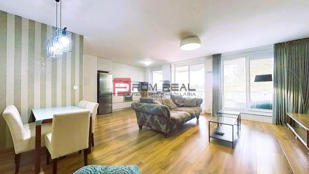 Veľkometrážny 2-izbový PENTHOUSE s PANORAMA výhľadom BA 🌇