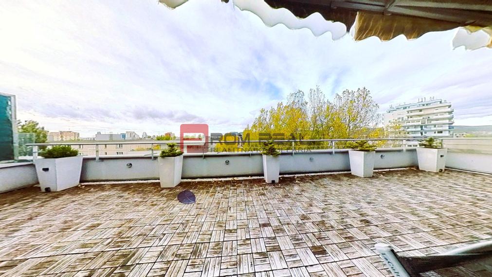 Veľkometrážny 2-izbový PENTHOUSE s PANORAMA výhľadom BA 🌇