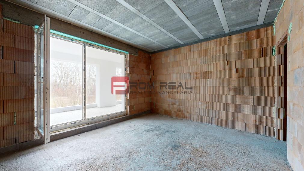 3D obhliadka - 5-izbový rodinný dom kúsok od Dunajskej Stredy