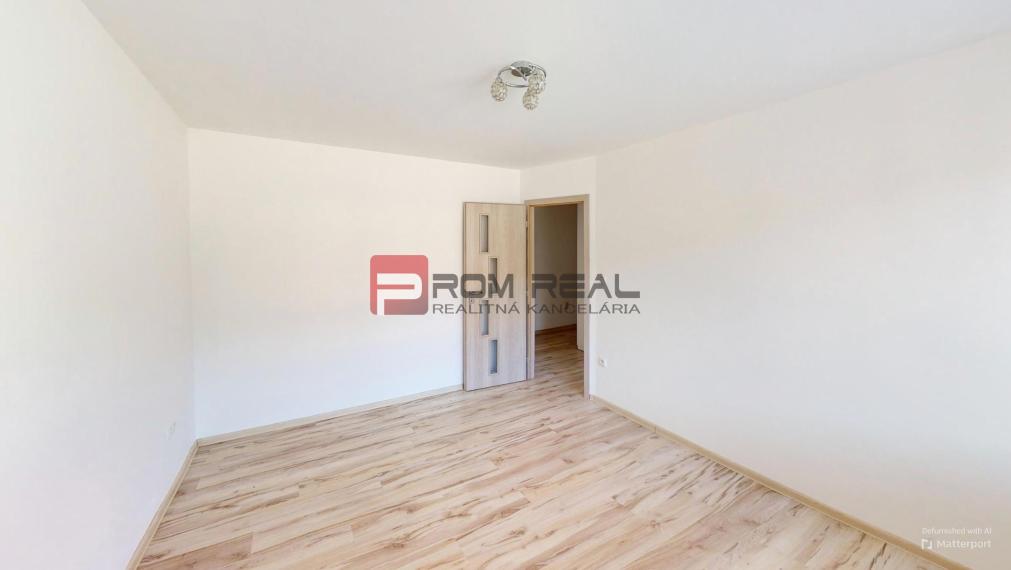 PRENÁJOM - 3i byt v obci Nová Bošáca