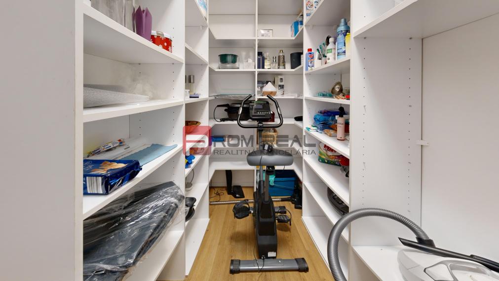 Veľkometrážny byt s veľkou terasou 207 m2 BA Koliba 🚵