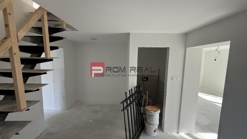 Úplne nový skolaudovaný dom v Slnečnom údolí Limbach 🌄