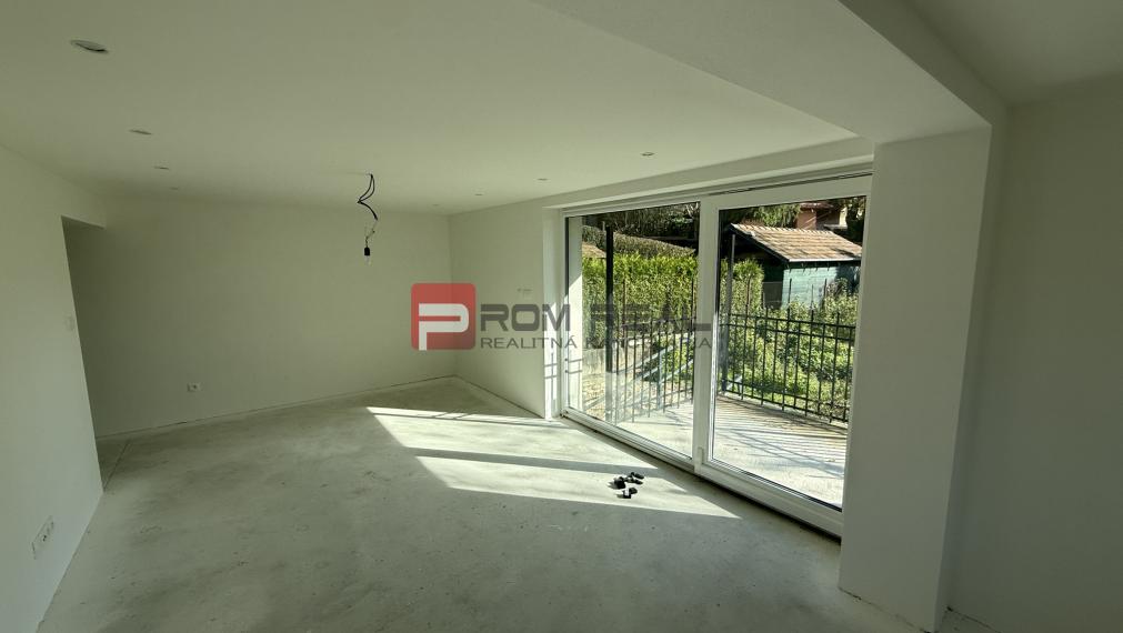 Úplne nový skolaudovaný dom v Slnečnom údolí Limbach 🌄