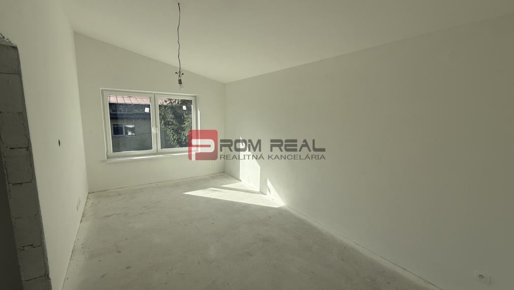 Úplne nový skolaudovaný dom v Slnečnom údolí Limbach 🌄