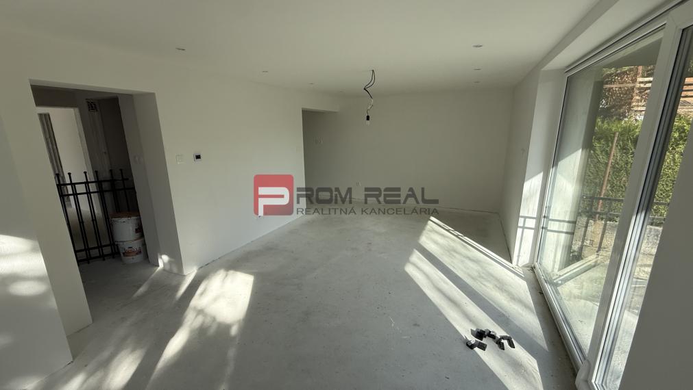 Úplne nový skolaudovaný dom v Slnečnom údolí Limbach 🌄