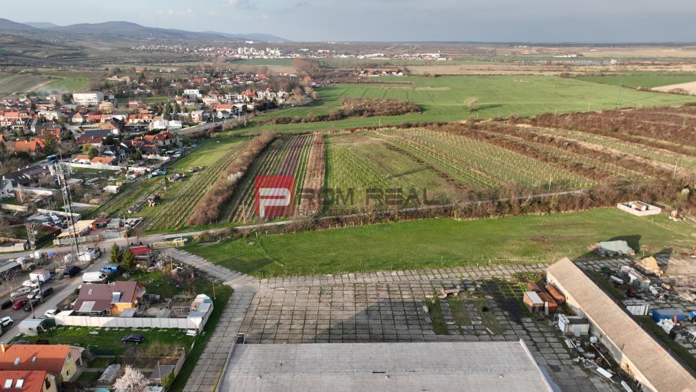 Prenájom výrobnej haly vo Vinosadoch