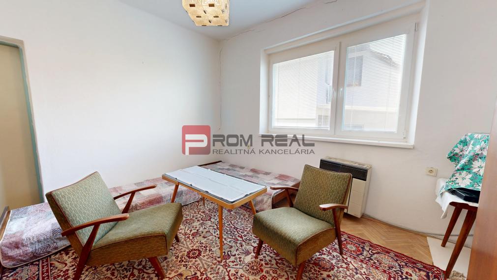 PREDAJ - Rodinný dom v meste Gbely