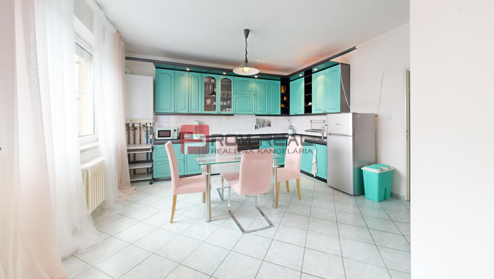 REZERVOVANE 3 izbový byt s parkovacím miestom na predaj