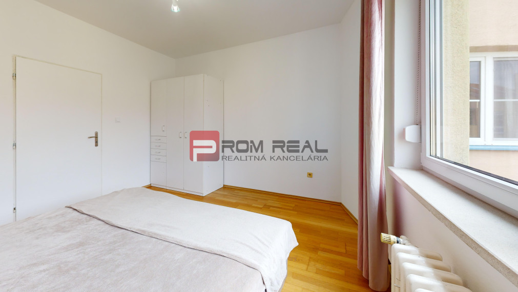 REZERVOVANE 3 izbový byt s parkovacím miestom na predaj