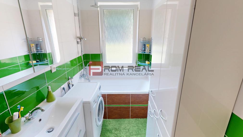 PRENÁJOM - 3i byt v obci Nová Bošáca