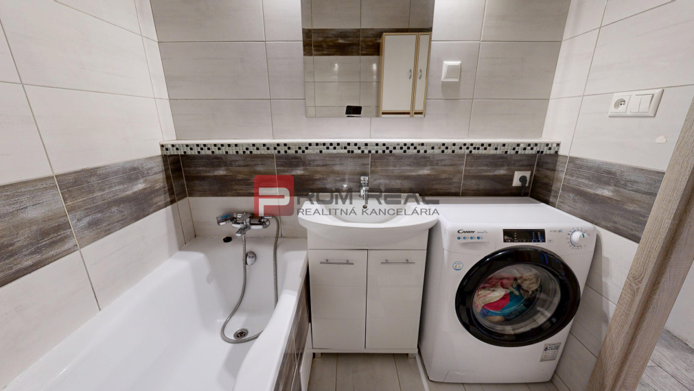 REZERVOVANÉ veľkého 3 izbového bytu