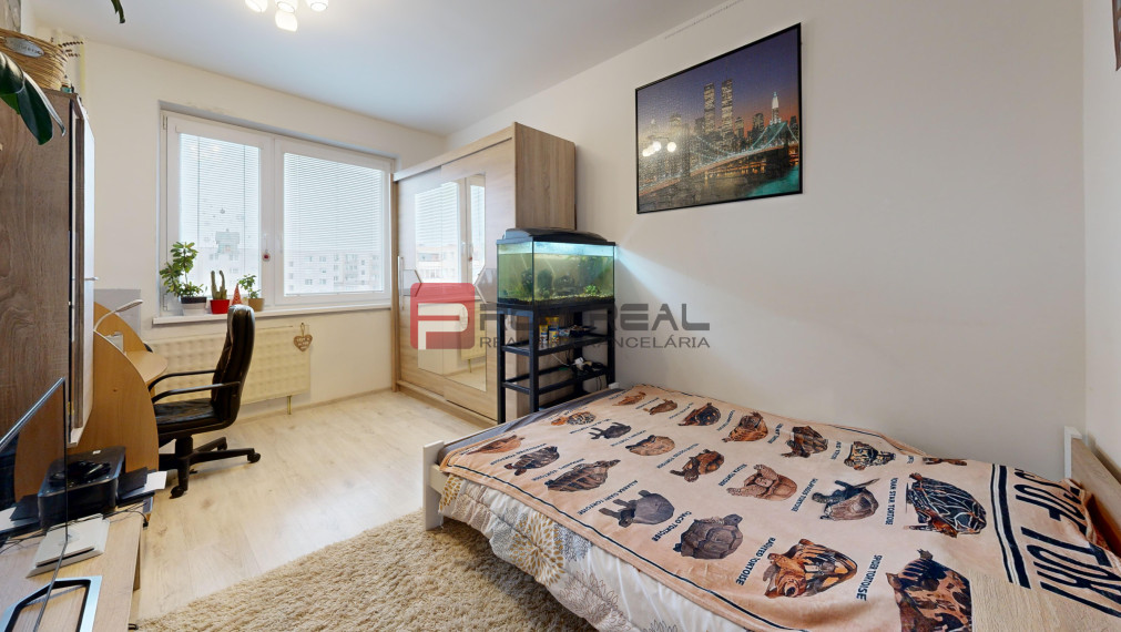 REZERVOVANÉ veľkého 3 izbového bytu