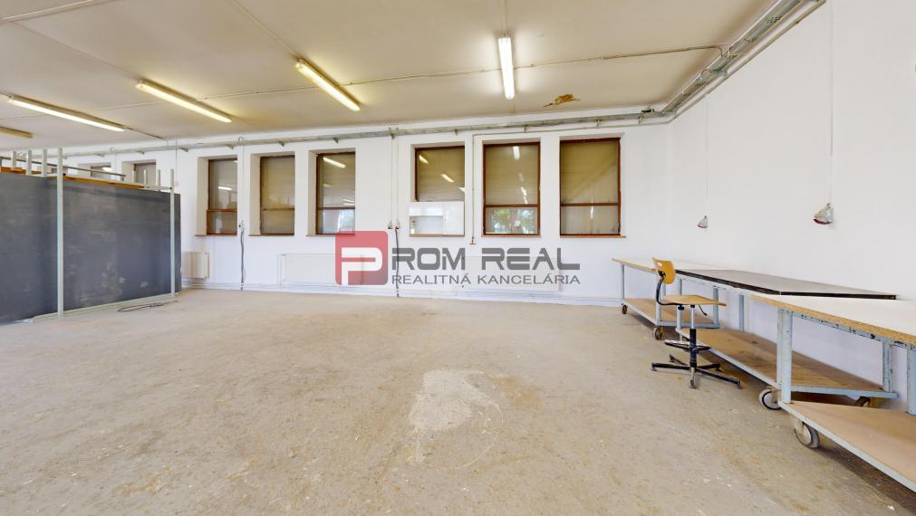 Výrobný priestor ideálny pre stolársku výrobu