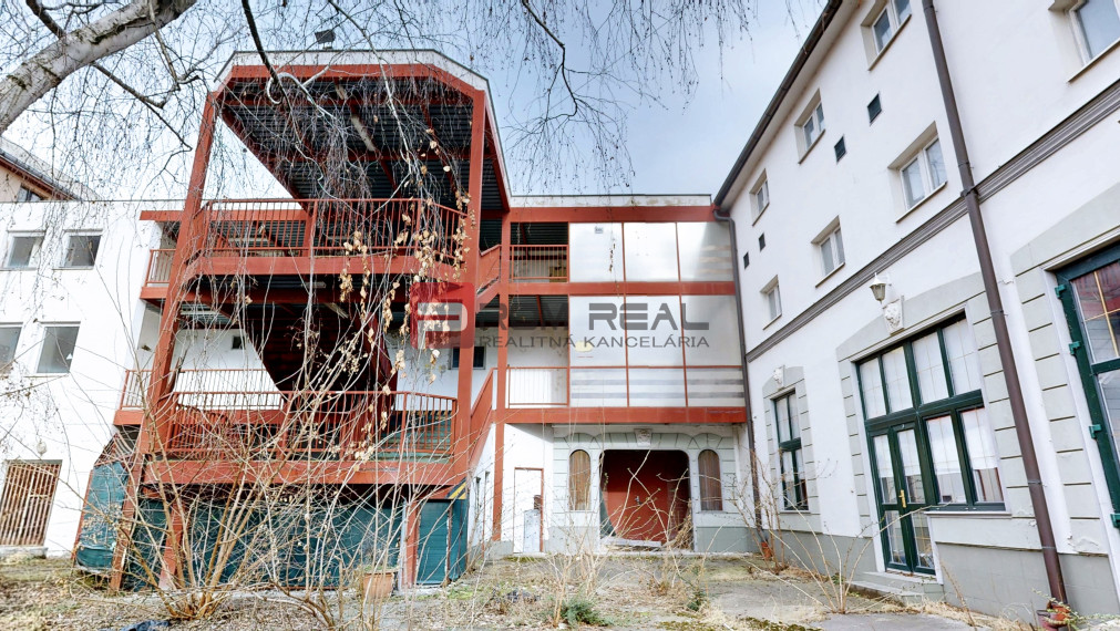 EXKLUZÍVNA INVESTÍCIA: MULTIFUNKČNÁ BUDOVA NA PREDAJ, TRNAVA