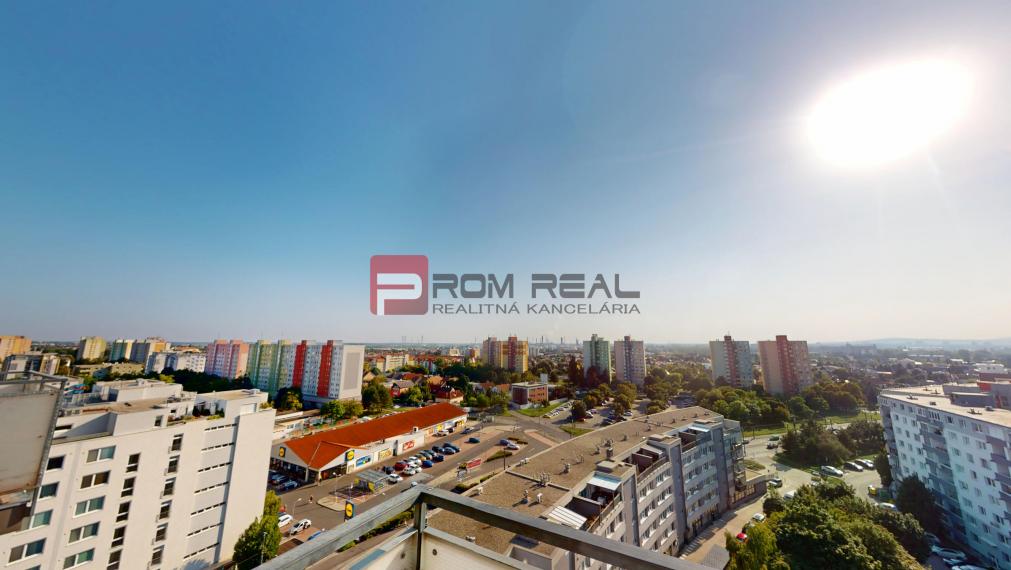 Svetlý 2i byt s dvomi balkónmi a parkovaním P. Biskupice