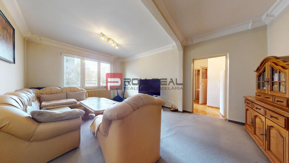 Na predaj 3 izbový byt vo vyhľadávanej lokalite Ružinova