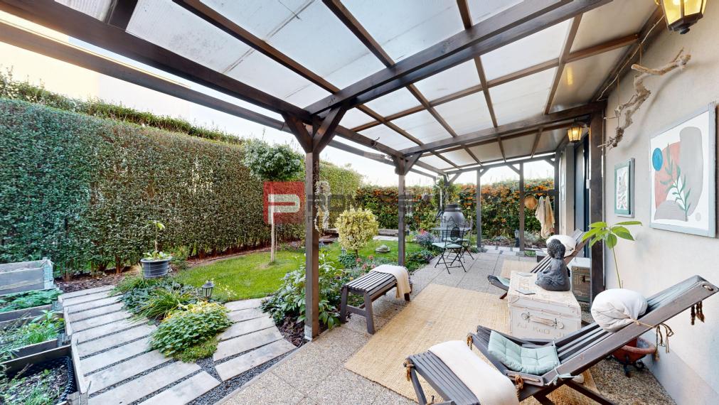 Exkluzívne na predaj krásny 3-izb.byt s dizajnovou záhradou a parkovaním vo Hviezdoslavove