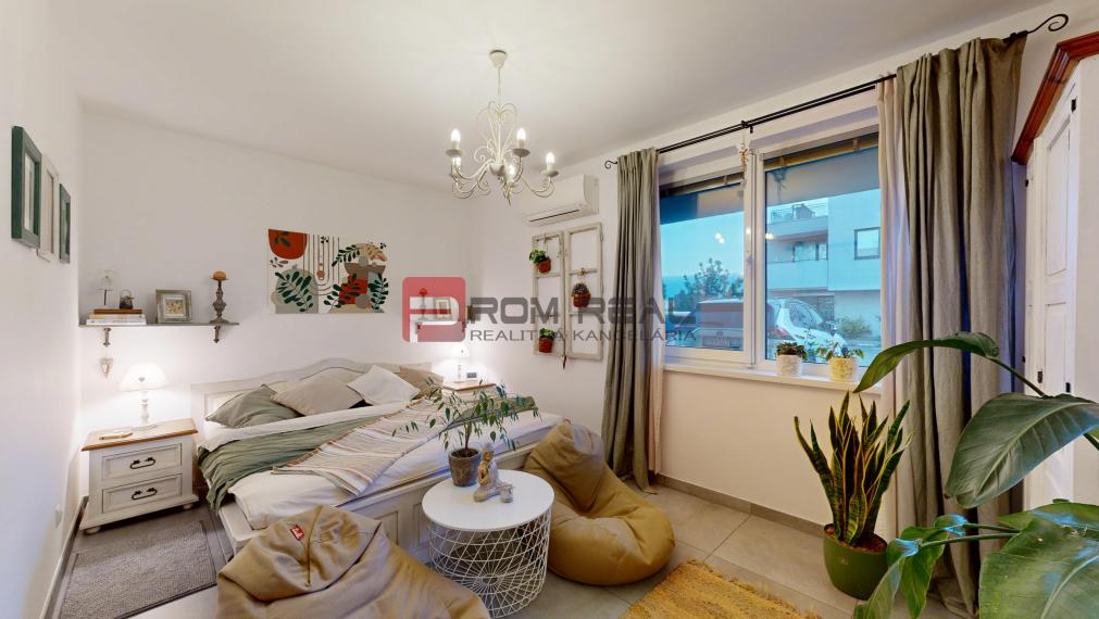 Exkluzívne na predaj krásny 3-izb.byt s dizajnovou záhradou a parkovaním vo Hviezdoslavove