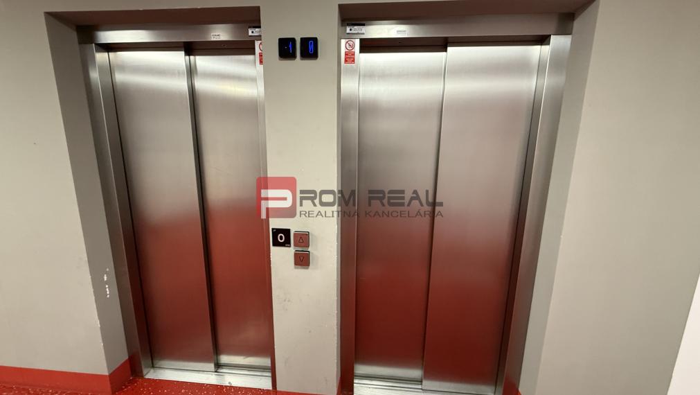 PRENÁJOM 3-izbový byt Ovocné sady BA Ružinov parking v cene