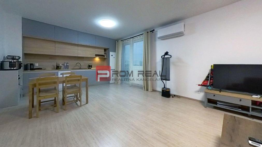 PRENÁJOM 3-izbový byt Ovocné sady BA Ružinov parking v cene