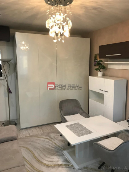 PRENÁJOM, 1i Byt,  Svätoplukova ulica, Pezinok