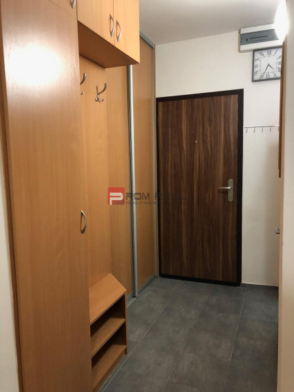 Exkluzivne Prenájom 2 izbový byt Segnerová ulica Dúbravka