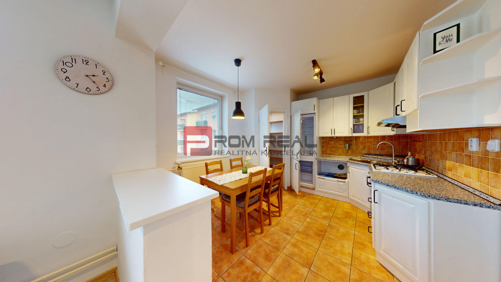 Na prenájom zariadený, svetlý 2 izbový byt s balkónom