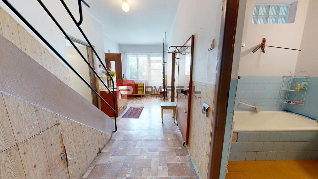 PREDAJ - 4-izbový rodinný dom v meste Gbely