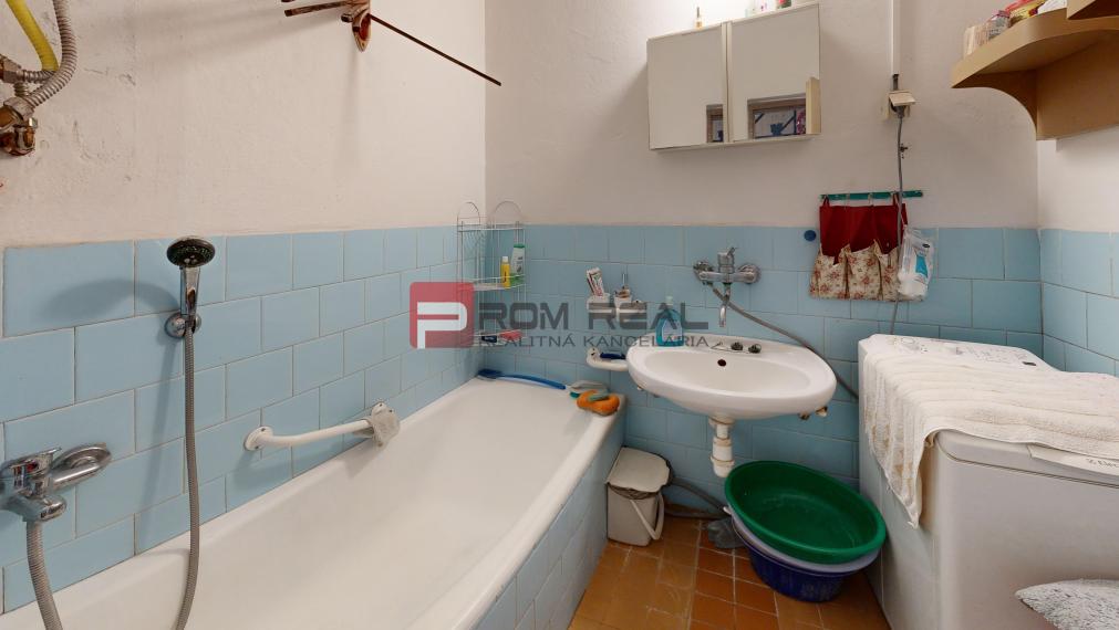 PREDAJ - 4-izbový rodinný dom v meste Gbely