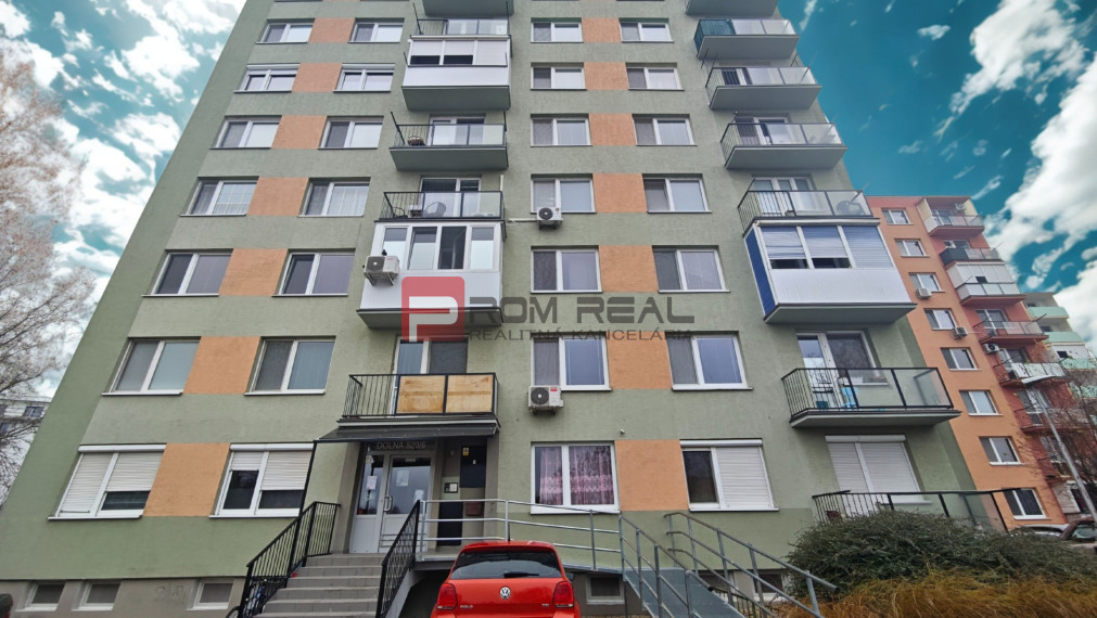 Predaj priestranného 3 izbového bytu na Dolnej ulici- Šaľa